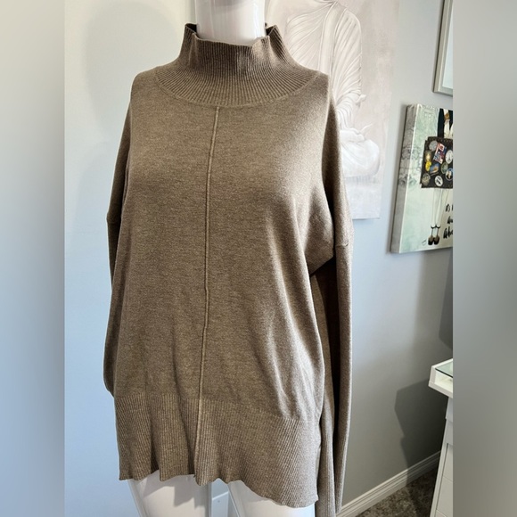 BOHME sweater - Picture 1 of 5
